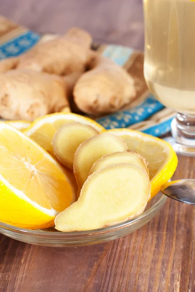 Hot ginger lemon tea — Stock Photo, Image