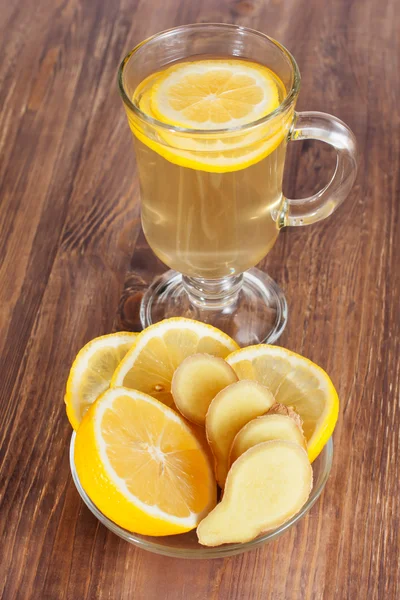 Hot ginger lemon tea — Stock Photo, Image