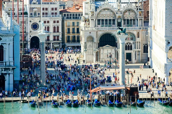 San Marco tér Velence zsúfolt — Stock Fotó