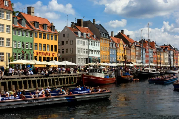 Nyhavn waterfront in Copenhagen — Stock Photo, Image