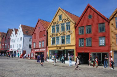 Bergen, Norveç bryggen bölgesinde ahşap evler