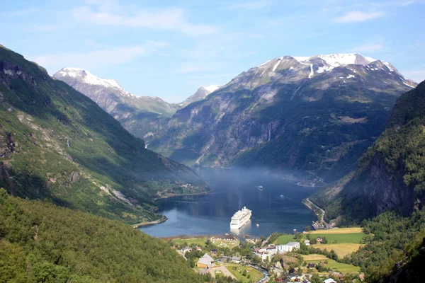 Cestovní fjord geiranger — Stock fotografie