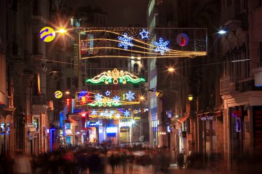 İstiklal Caddesi, gece
