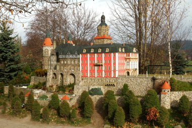 ksiaz minyatür