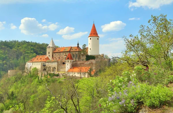 Όμορφο Κάστρο Krivoklat Στην Τσεχική Δημοκρατία Στην Ευρώπη — Φωτογραφία Αρχείου