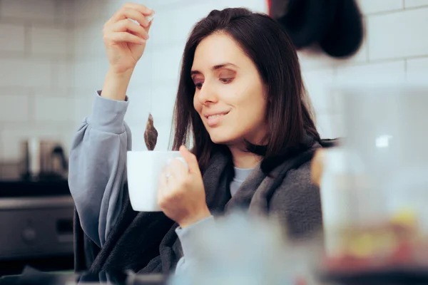 Woman Drinking Cup Tea Kitchen — 图库照片