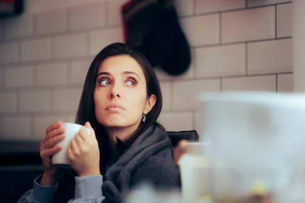 Woman Feeling Sick Having Cup Tea Kitchen — Stock fotografie