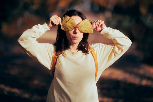 Funny Woman Holding Autumn Leaves Feeling Playful — Stok Foto