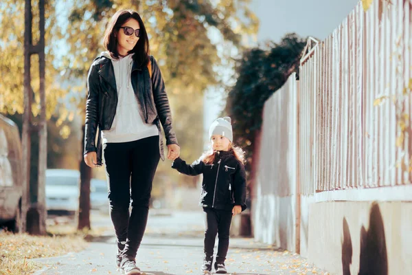 Mother Little Daughter Walking Together Wearing Leather Jackets — Stockfoto