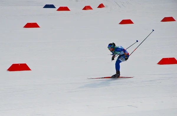 Esquiador - Copa del mundo de esquí de orientación 2014 — Foto de Stock