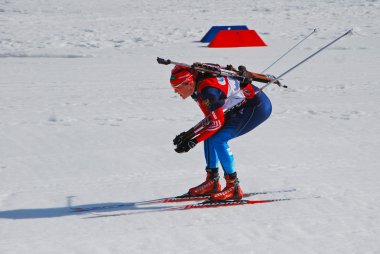 Biatlon - sporcu - sıcak yarış