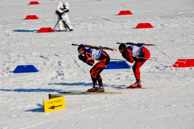 Biatlon - sporcu - sıcak yarış