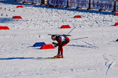 Biatlon - sporcu - sıcak yarış