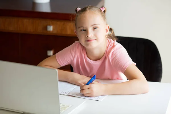 Girl Syndrome Does Her Homework Home Prepares Her Hand Writing — Zdjęcie stockowe