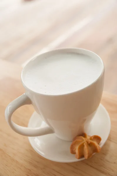 Hot milk — Stock Photo, Image