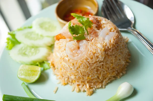 Smażony ryż z krewetkami — Zdjęcie stockowe