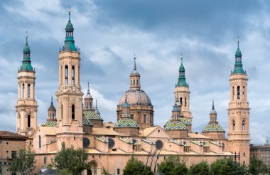 Pilar cathedralin zaragoza şehir İspanya