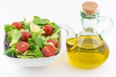 plaka ve zeytinyağı taze sebze salatası