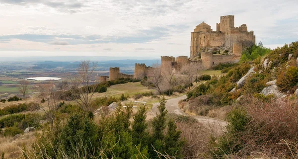 Středověký hrad loarre, aragon, Španělsko — Stock fotografie