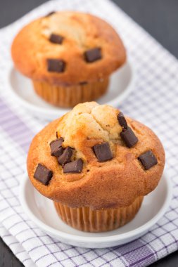 Taze çikolatalı kek.