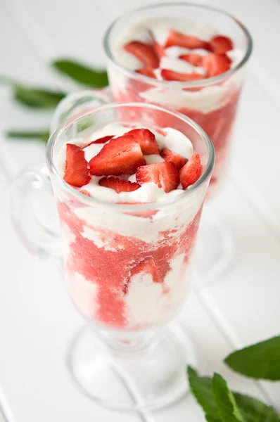 Helado de fresa — Foto de Stock