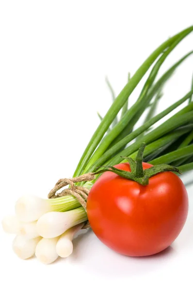 Tomater och grön lök — Stockfoto