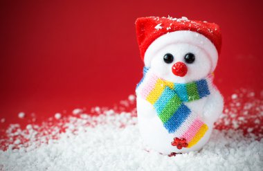 Noel Baba kırmızı kar