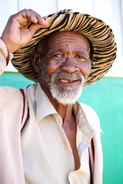 Oude Afrikaanse man — Stockfoto