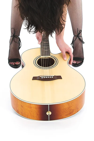 女人和吉他 — 图库照片