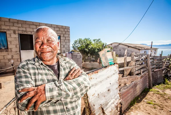 Hombre viejo orgulloso —  Fotos de Stock