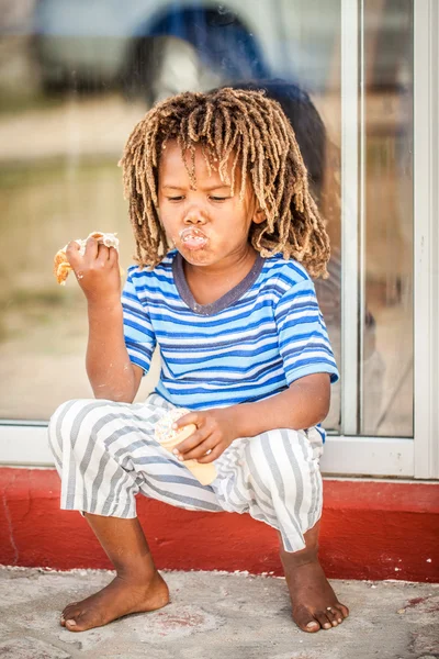 Spiel mit meinem Essen — Stockfoto