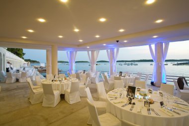 Tablo içinde bir Resepsiyon