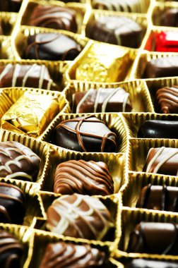 Çikolatalı pralin.