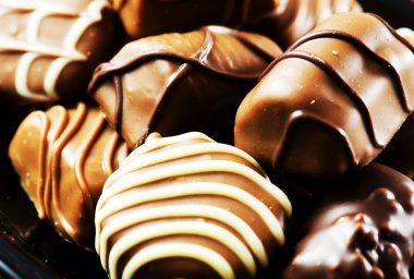 Çikolatalı pralin.