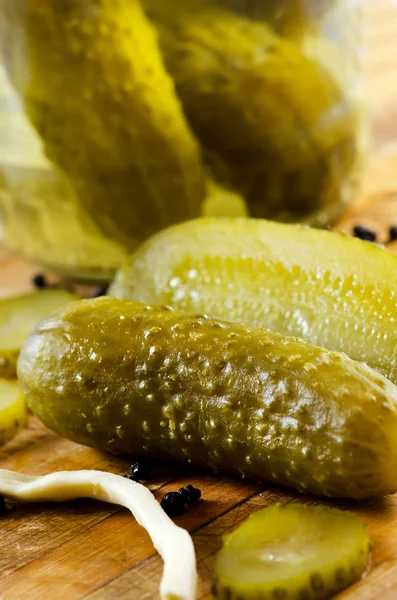 Komkommer pickles. — Stockfoto