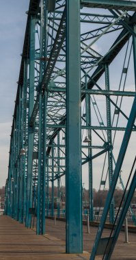 Metalstructure
