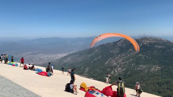 Parapente Turquía Paracaidismo Fondo Del Cielo Polvo Deportivo Parapente Turquía — Vídeos de Stock