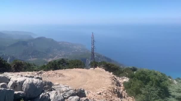Teleférico Monte Babadag Levantando Coche Una Alta Montaña Vista Desde — Vídeos de Stock