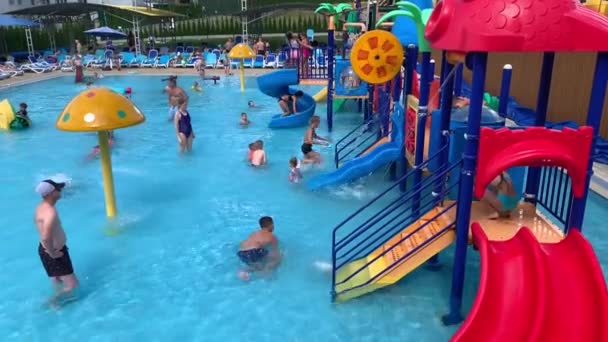 Water Park Slides Blue Sky Summer Amusement Park Water Rides — Vídeo de Stock