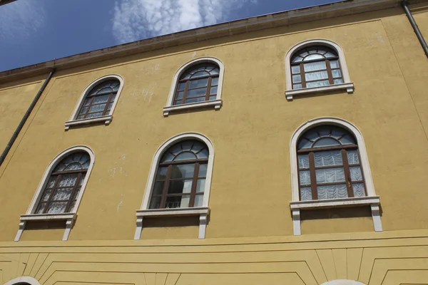 Old houses — Stock Photo, Image