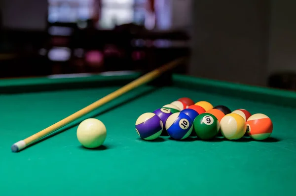Colorful Billiard Balls Cue Green Table Billiard Game Club Snooker — Stock Photo, Image