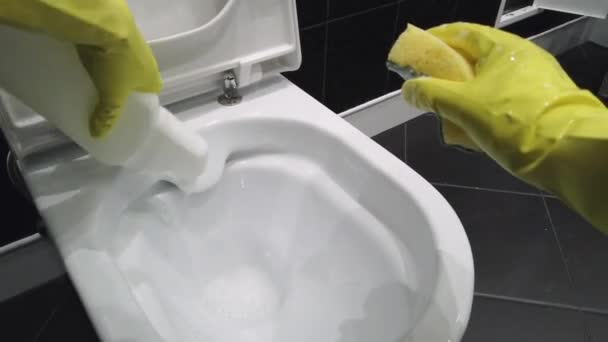 Cleaning Lady Yellow Gloves Washes Toilet Bowl Toilet First Person — Vídeo de Stock