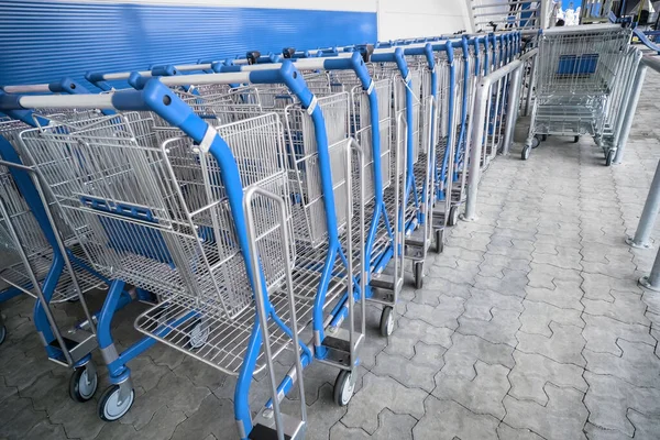 Lots Empty Carts Supermarket Grocery Store Carts Parked — 스톡 사진