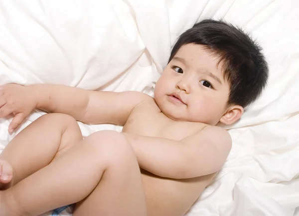 Очаровательный азиатский ребенок — стоковое фото