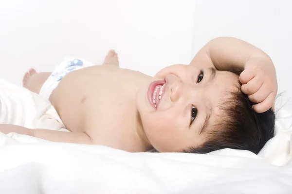 Entzückendes asiatisches Baby — Stockfoto