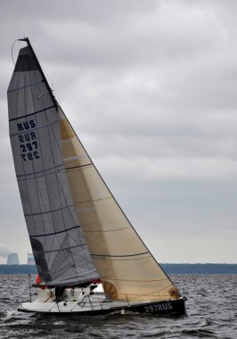 Yelkenli tekneler yarış