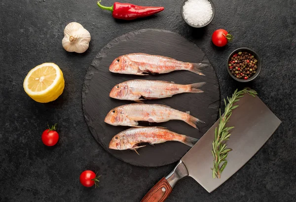Raw Fish Spices Black Background — Stock Photo, Image