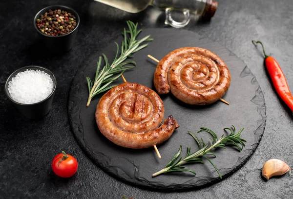 Grilled Sausages Rosemary Spices Black Background Top View — Zdjęcie stockowe