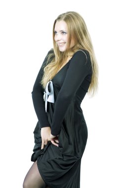 sürpriz ifade ve parlak bir gülümseme ile sarışın kız