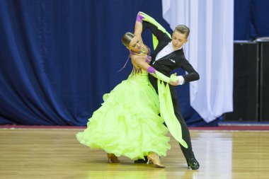 Rusya şampiyonasında yetişkin standart program